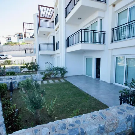 With The Pool And Sea View, As You Can Have A Pleasant Time On Your Balcony *